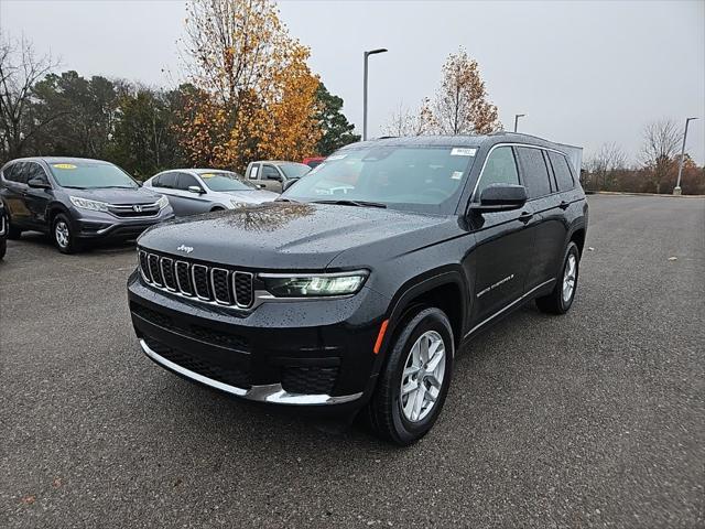 2023 Jeep Grand Cherokee L Laredo 4x4 2023 Jeep Grand Cherokee L Laredo 4x4