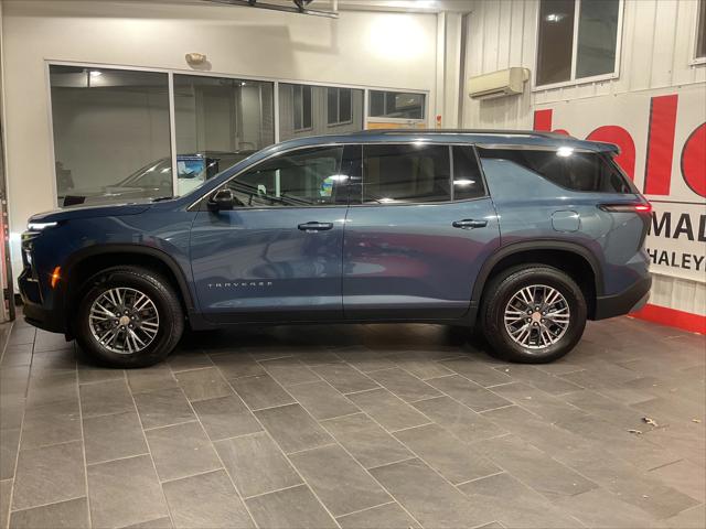 2025 Chevrolet Traverse FWD LT