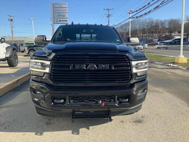 2020 RAM 3500 Laramie Crew Cab 4x4 8 Box