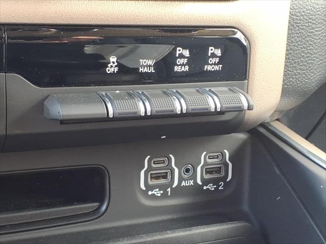 2021 Ram 1500 Laramie Crew Cab 4x4 5'7" Box