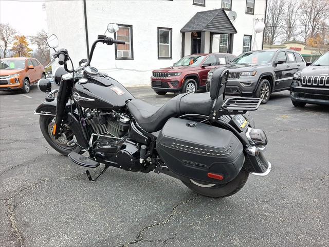 2018 Harley-Davidson Heritage Classic Heritage Classic Softail 2018 Harley-Davidson Heritage Classic Heritage Classic Softail