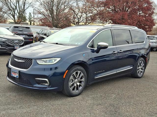 2024 Chrysler Pacifica Hybrid Pinnacle 2024 Chrysler Pacifica Hybrid Pinnacle