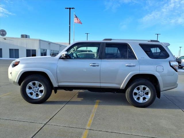 2024 Toyota 4Runner SR5 2024 Toyota 4Runner SR5