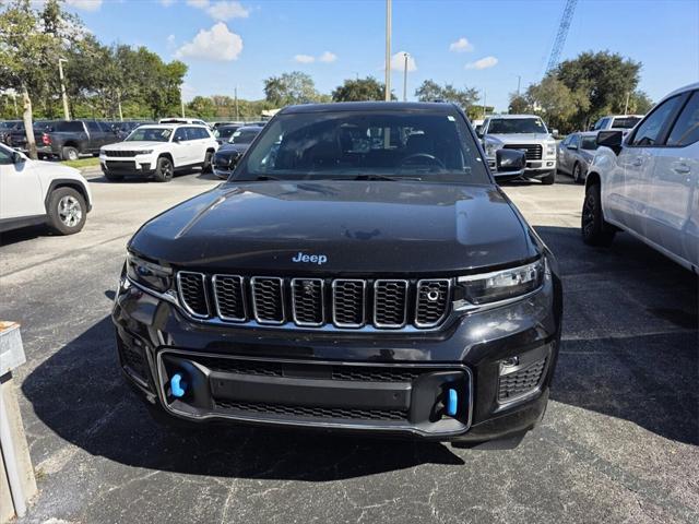 2022 Jeep Grand Cherokee 4xe Overland 2022 Jeep Grand Cherokee 4xe Overland