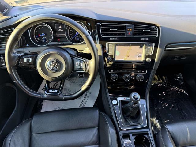 2016 Volkswagen Golf R 4-Door