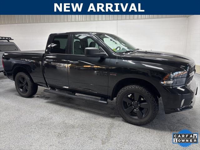 2017 RAM 1500 Express Quad Cab 4x4 64 Box