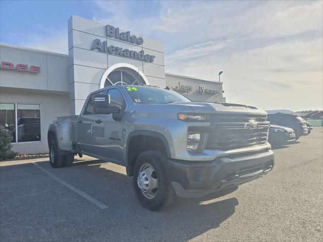 2024 Chevrolet Silverado 3500HD 4WD Crew Cab Long Bed Work Truck