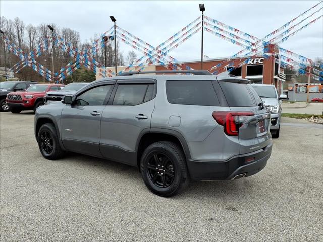 2022 GMC Acadia AT4 2022 GMC Acadia AT4