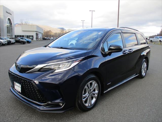 2021 Toyota Sienna XSE