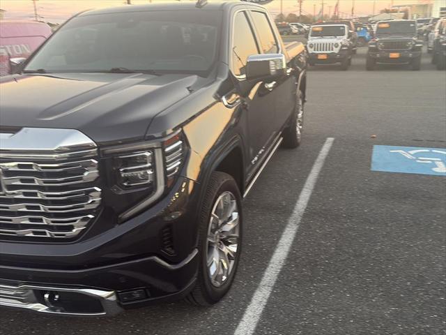 2023 GMC Sierra 1500 4WD Crew Cab Short Box Denali