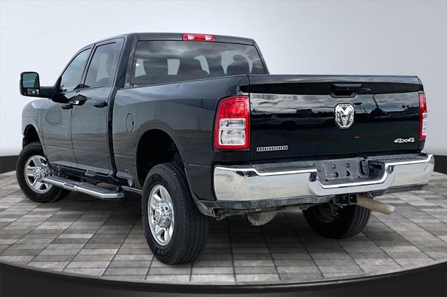 2024 RAM 2500 Big Horn Crew Cab 4x4 64 Box