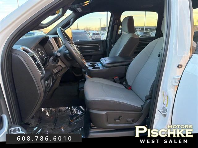 2024 RAM 2500 Big Horn Crew Cab 4x4 64 Box 2024 RAM 2500 Big Horn Crew Cab 4x4 64 Box