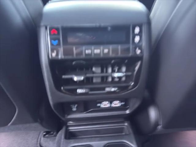 2025 Jeep Grand Cherokee L Overland 4x4