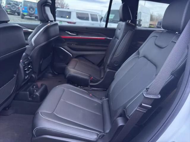 2025 Jeep Grand Cherokee L Overland 4x4