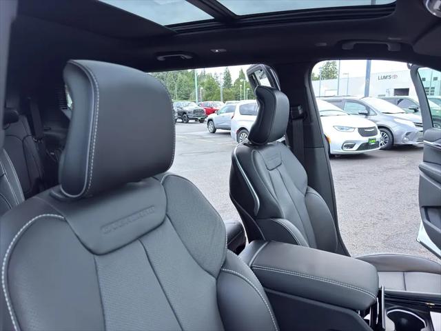2025 Jeep Grand Cherokee L Overland 4x4