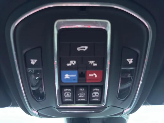 2025 Jeep Grand Cherokee L Overland 4x4
