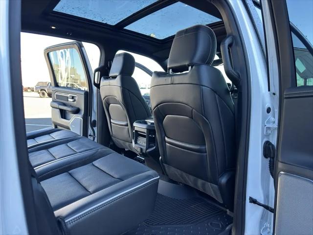 2026 Ram 1500 Laramie Crew Cab 4x4 5'7" Box