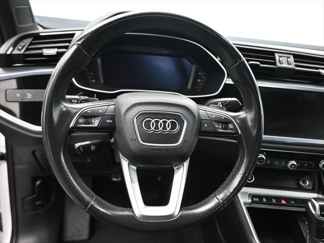 2023 Audi Q3 Premium 45 TFSI S line quattro Tiptronic