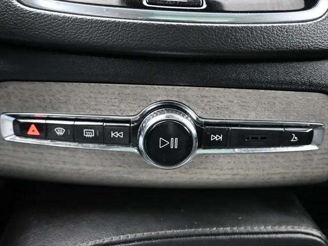 2021 Volvo XC90 T6 Inscription 6 Passenger