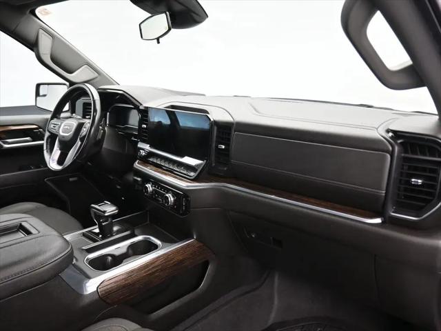 2022 GMC Sierra 1500 4WD Crew Cab Short Box Elevation