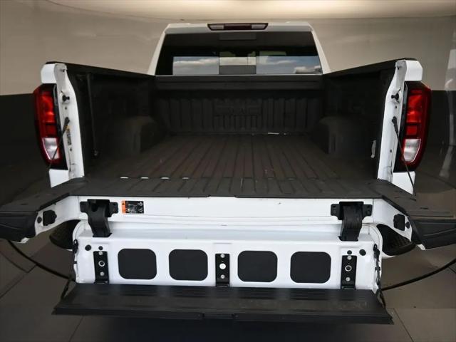 2022 GMC Sierra 1500 4WD Crew Cab Short Box Elevation