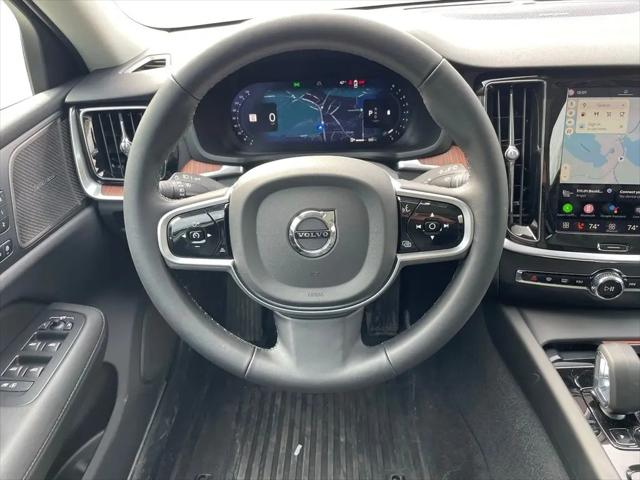 2026 Volvo V60 Cross Country Plus, B5 AWD Gas (mild hybrid)