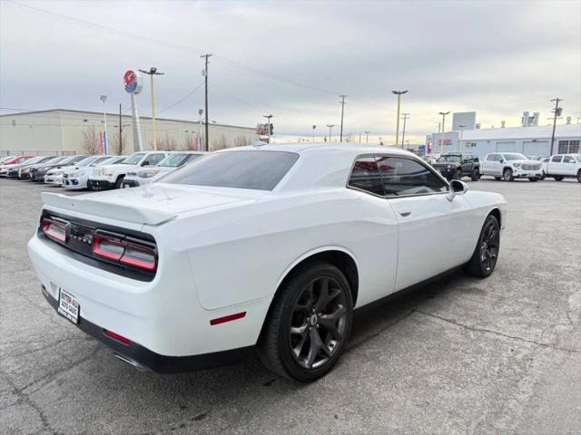 2017 Dodge Challenger SXT Plus