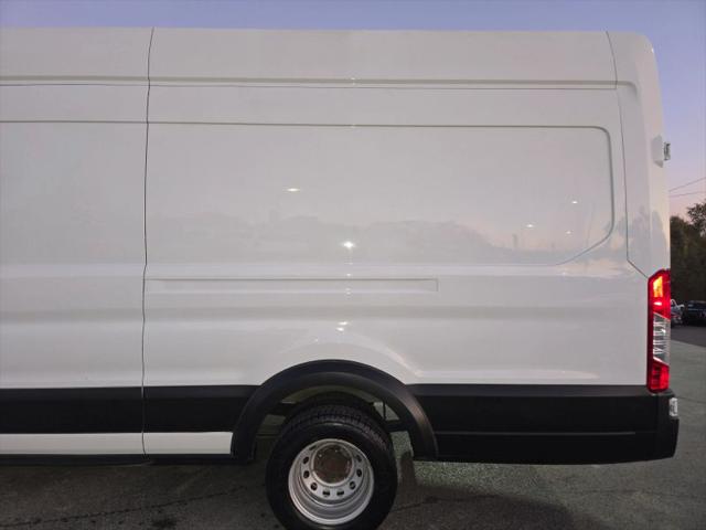 2021 Ford Transit Cargo Van Extended Length w/10 360-lb GVWR