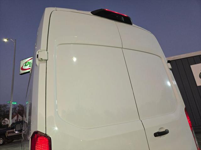 2021 Ford Transit Cargo Van Extended Length w/10 360-lb GVWR