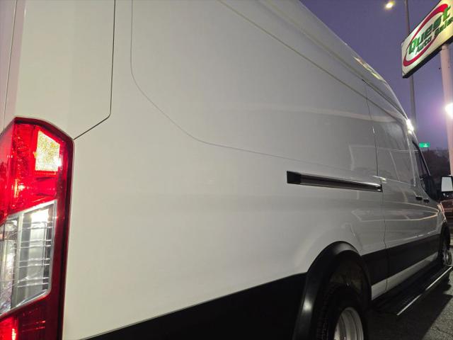 2021 Ford Transit Cargo Van Extended Length w/10 360-lb GVWR