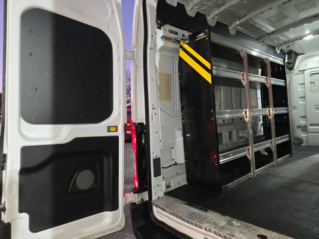 2021 Ford Transit Cargo Van Extended Length w/10 360-lb GVWR