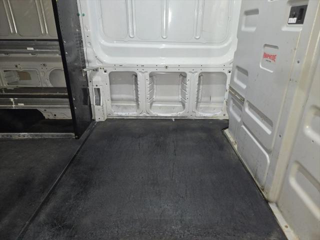 2021 Ford Transit Cargo Van Extended Length w/10 360-lb GVWR