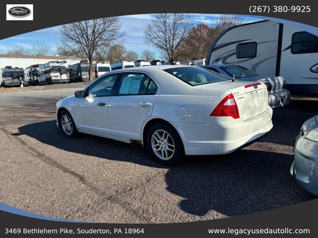 2011 Ford Fusion S