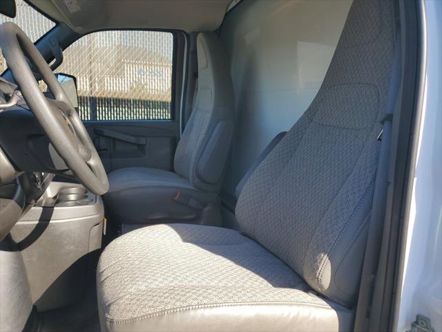 2025 Chevrolet Express Cutaway Work Van