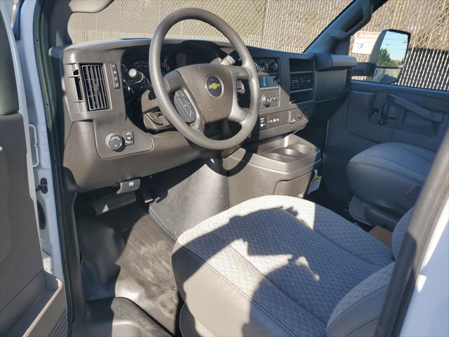 2025 Chevrolet Express Cutaway Work Van