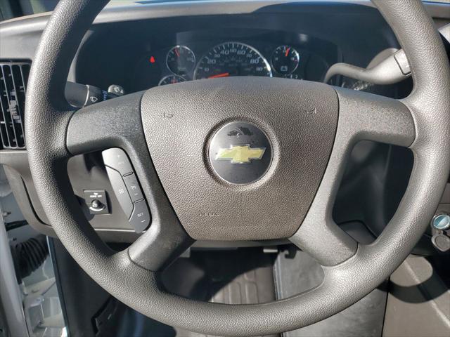 2025 Chevrolet Express Cutaway Work Van