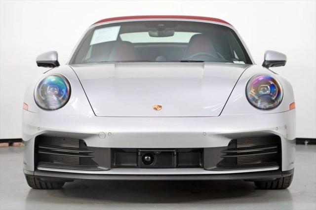 2025 Porsche 911 Carrera Cabriolet