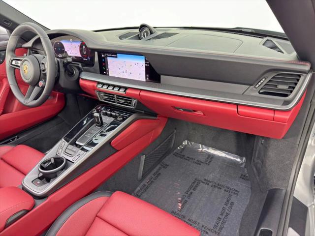 2025 Porsche 911 Carrera Cabriolet