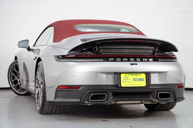 2025 Porsche 911 Carrera Cabriolet