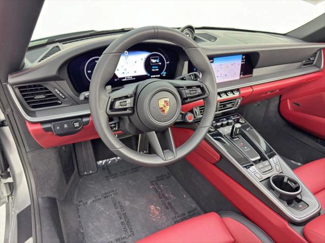 2025 Porsche 911 Carrera Cabriolet