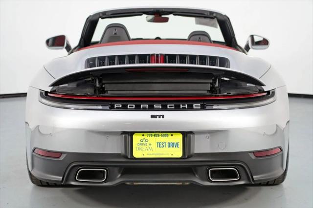 2025 Porsche 911 Carrera Cabriolet