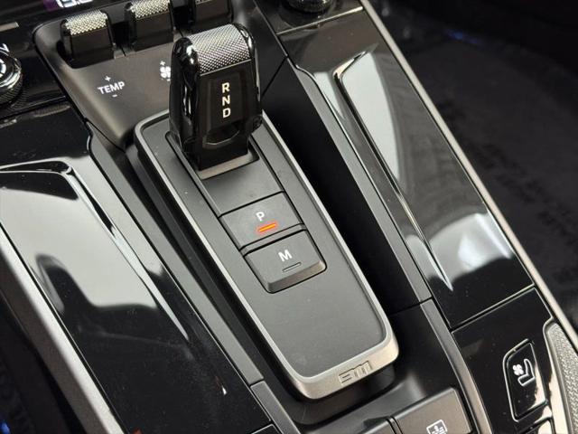 2025 Porsche 911 Carrera