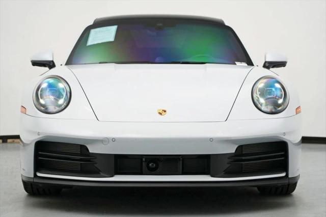 2025 Porsche 911 Carrera