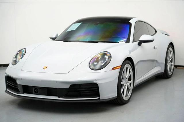 2025 Porsche 911 Carrera