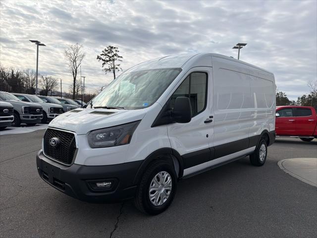 2026 Ford Transit Cargo Van Base