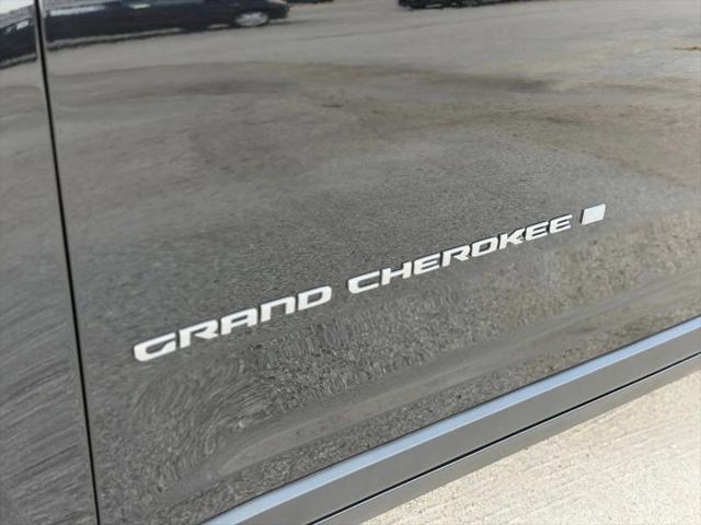 2025 Jeep Grand Cherokee L Laredo X 4x2