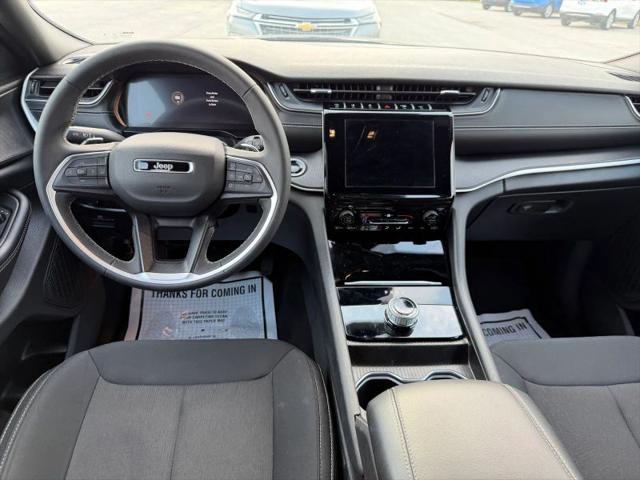 2025 Jeep Grand Cherokee L Laredo X 4x2