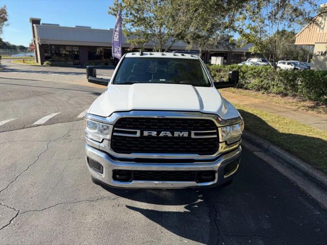2022 Ram 3500 Big Horn Crew Cab 4x4 8' Box