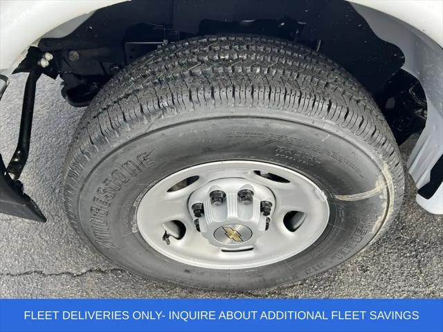 2025 Chevrolet Express Cargo Van RWD 3500 Extended Wheelbase WT