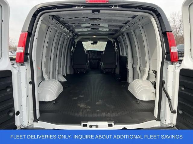 2025 Chevrolet Express Cargo Van RWD 3500 Extended Wheelbase WT